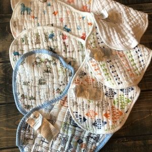 Aden + Anais Burpie Bibs